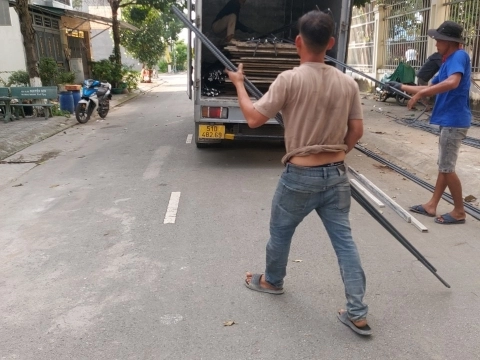 BỐC XẾP HÀNG HOÁ